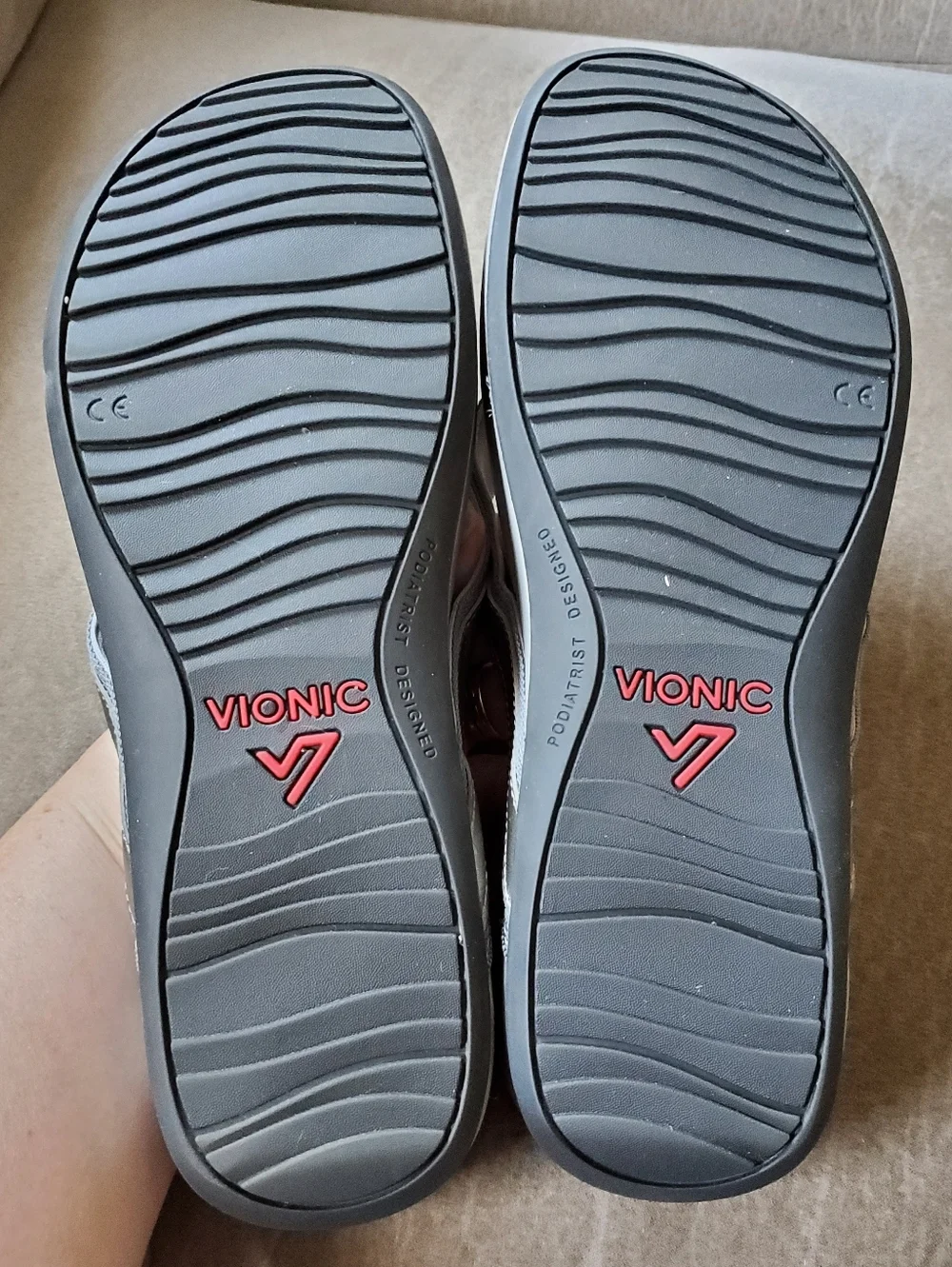 Vionic High Tide Platform Wedge Sandals In Pewter And Grey Size Womens 10